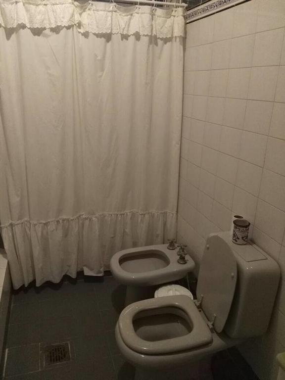 לה ריוחה Gute Nacht Hostel מראה חיצוני תמונה