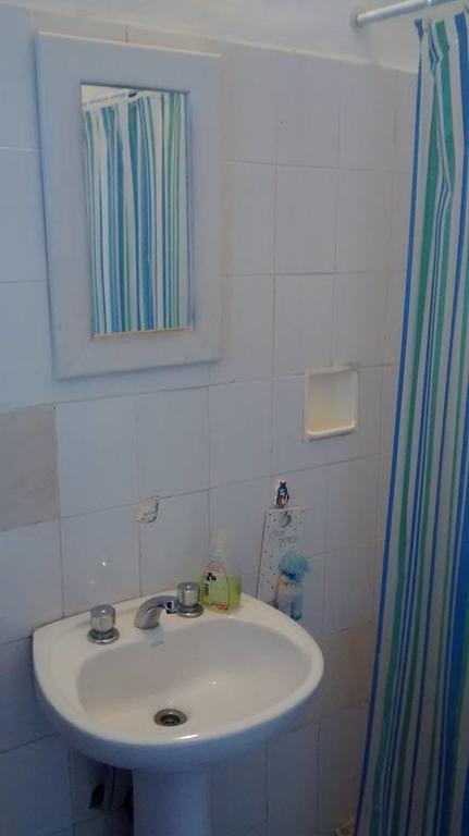 לה ריוחה Gute Nacht Hostel מראה חיצוני תמונה