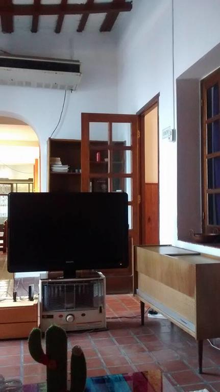 לה ריוחה Gute Nacht Hostel מראה חיצוני תמונה